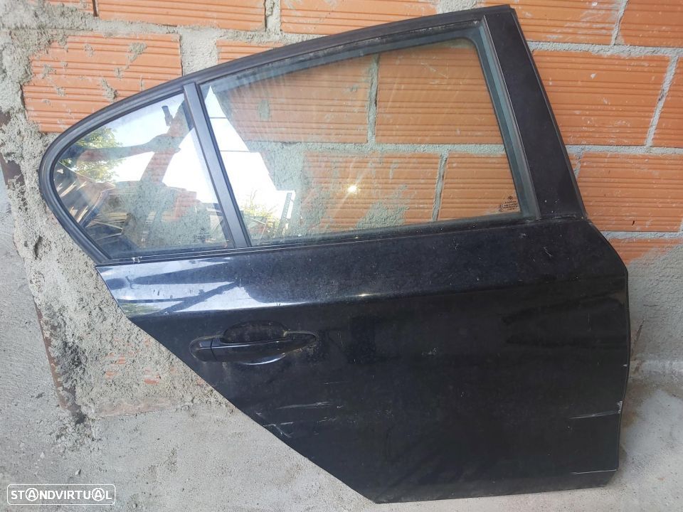 Porta Traseira Direita Bmw 120D 118D 116D Completa Danificada - 2
