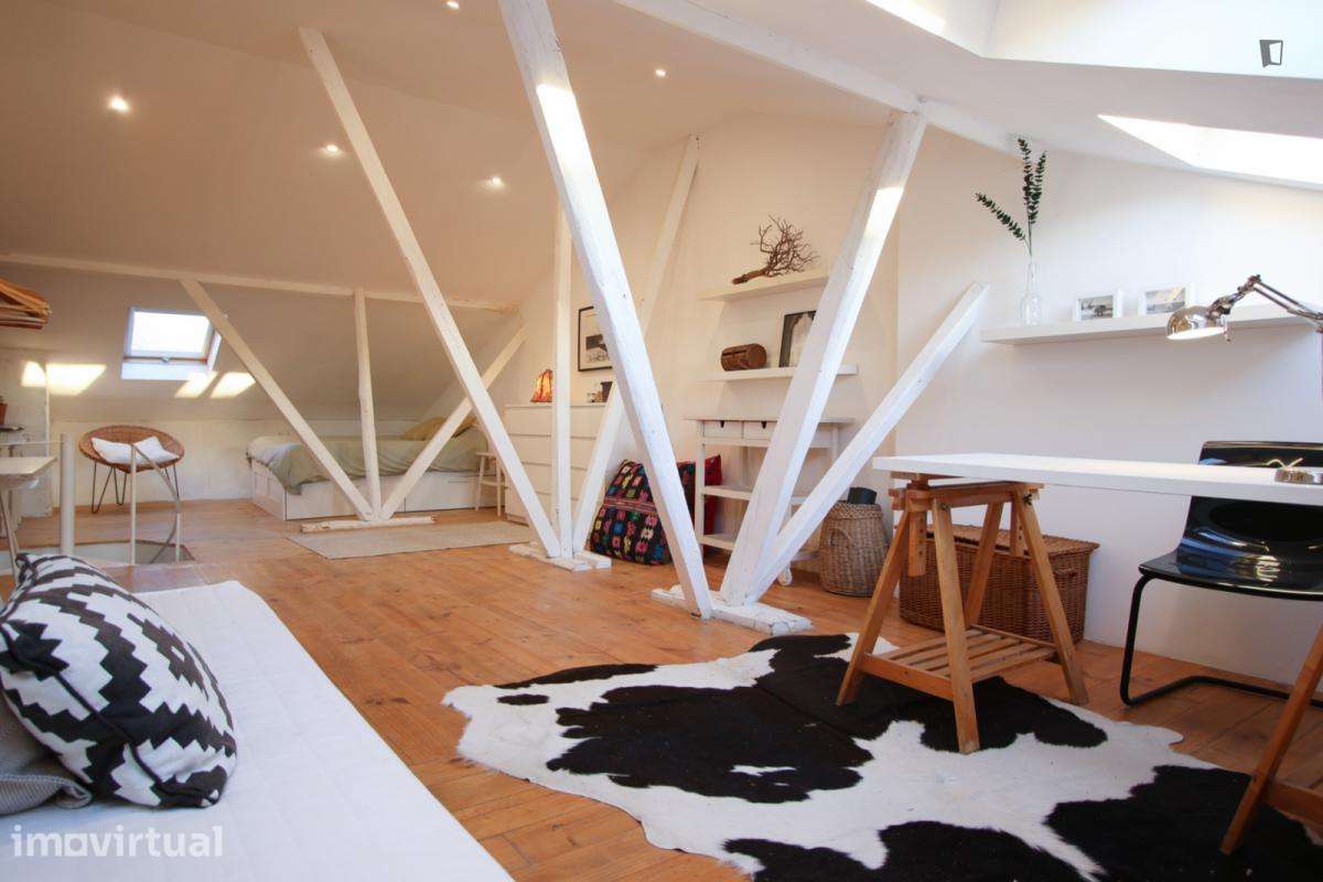 Quarto - localizado em Penha de França Lisbon