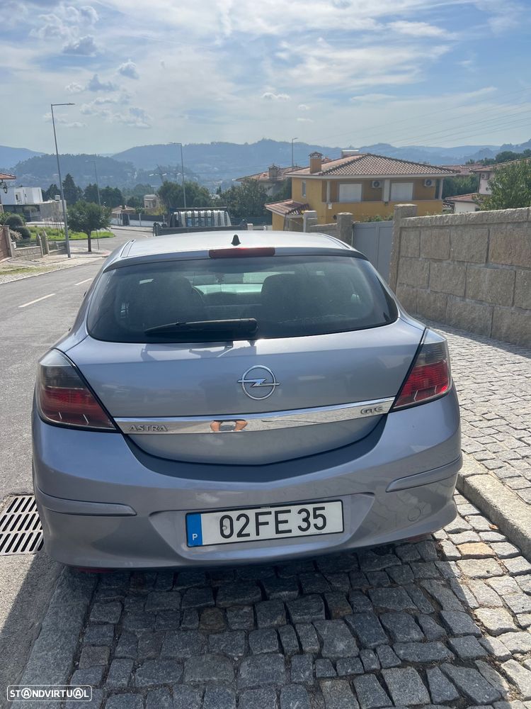 Opel Astra GTC 1.3 CDTI - 4