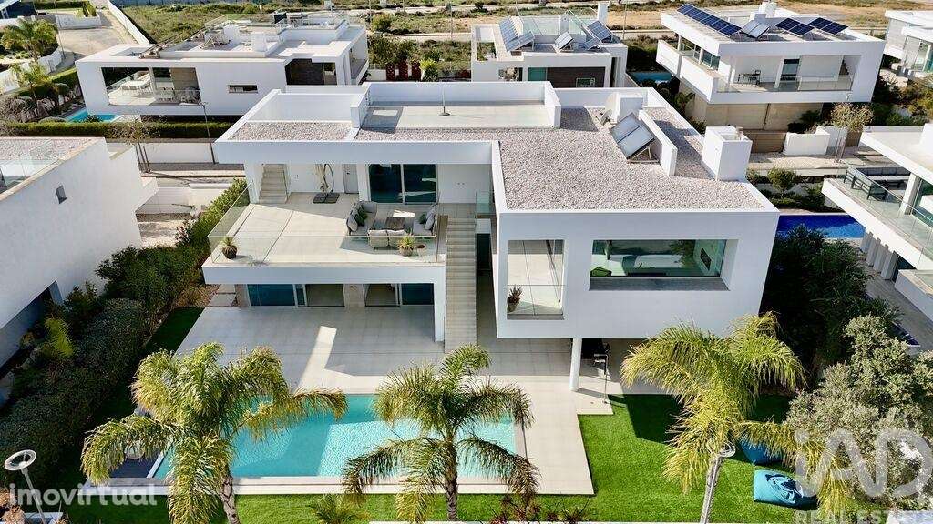 Casa / Villa T3 em São Gonçalo de Lagos de 211 m2 - Grande imagem: 2/34