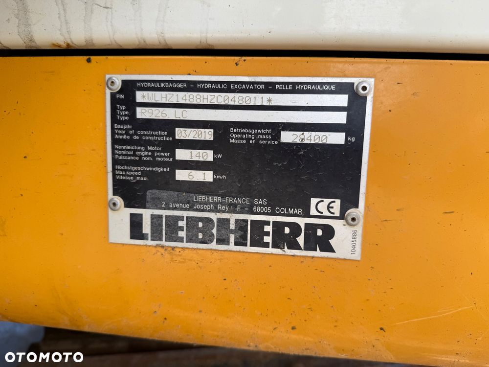 Liebherr R926 - 3