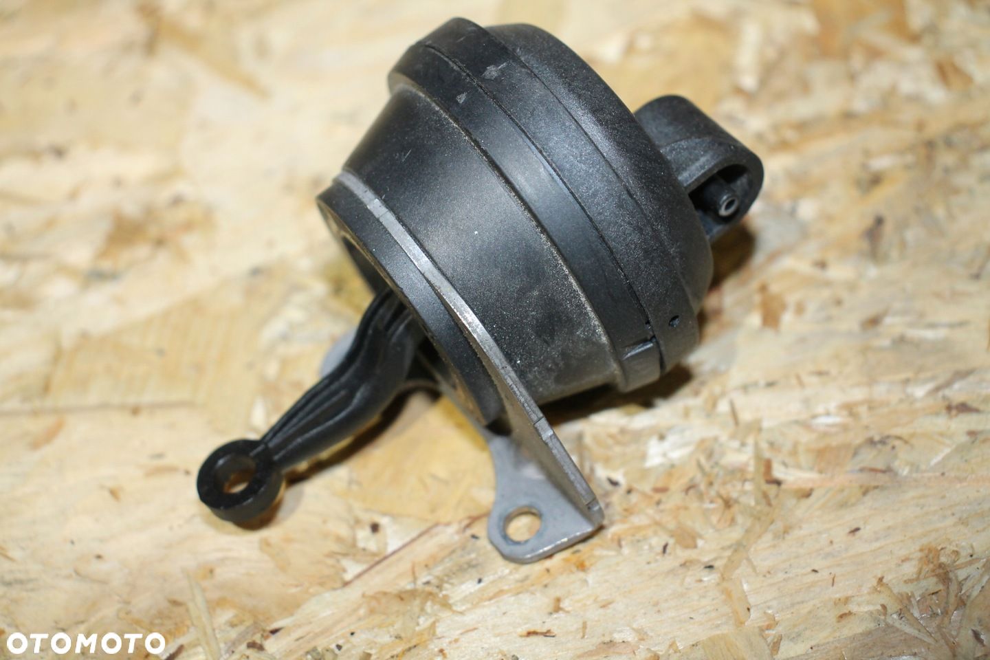 VOLVO V40 V60 S60 XC60 V90 S90 XC90 V70 GRUSZKA ZAWÓR EGR PA6T766-GF30 - 1