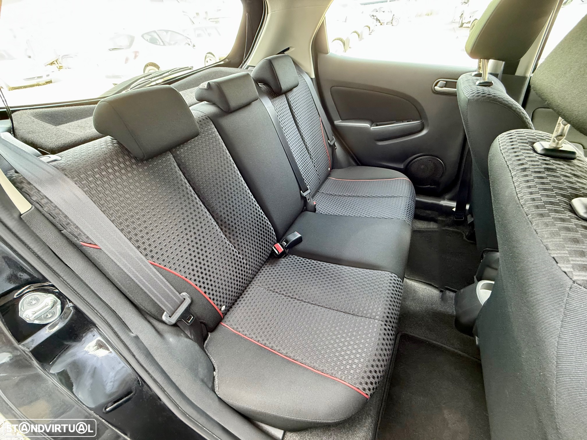 Mazda 2 1.3 MZR Sport - 13