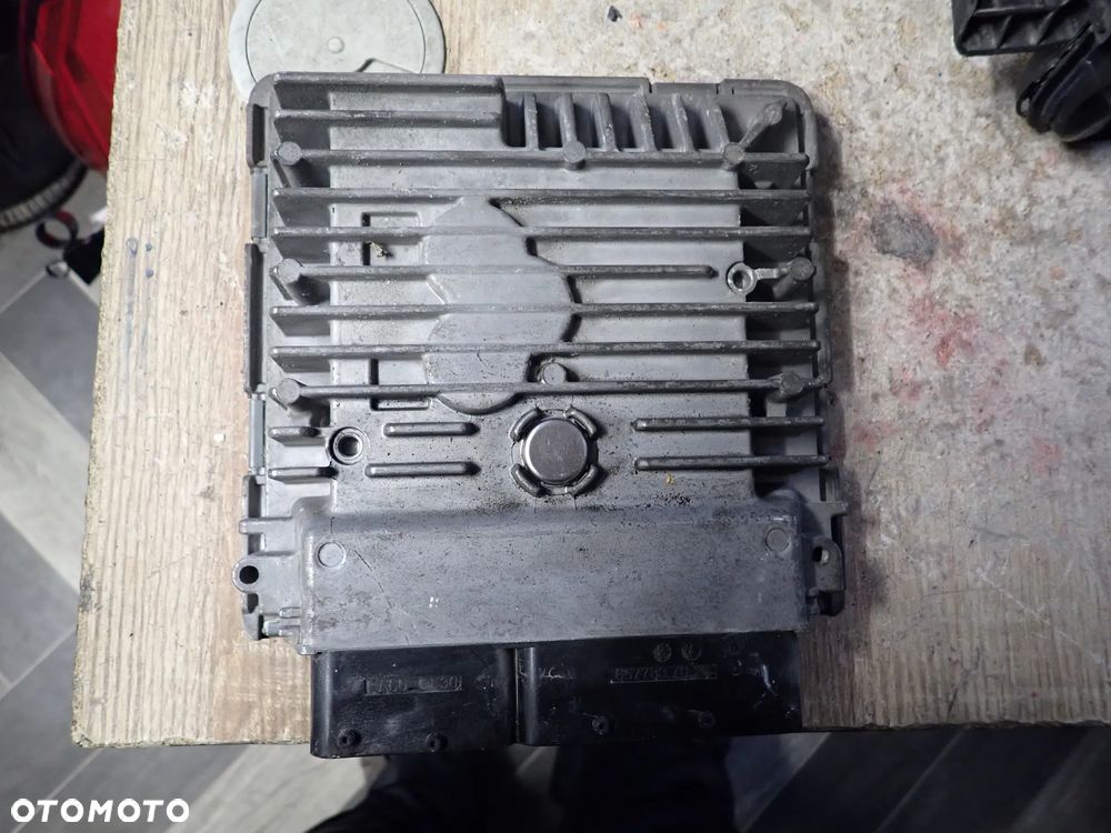 VW SEAT SKODA KOMPUTER STEROWNIK SILNIKA 03L906023E - 4