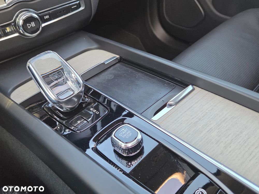 Volvo XC 60 D4 AWD Inscription - 22