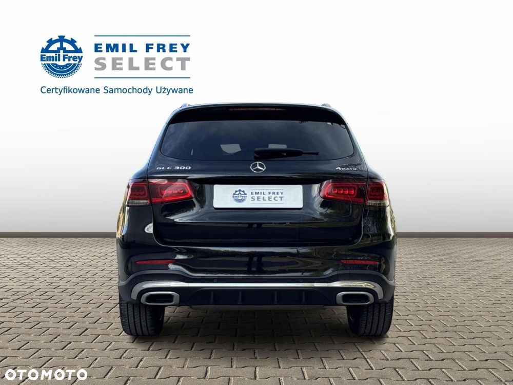 Mercedes-Benz GLC - 4