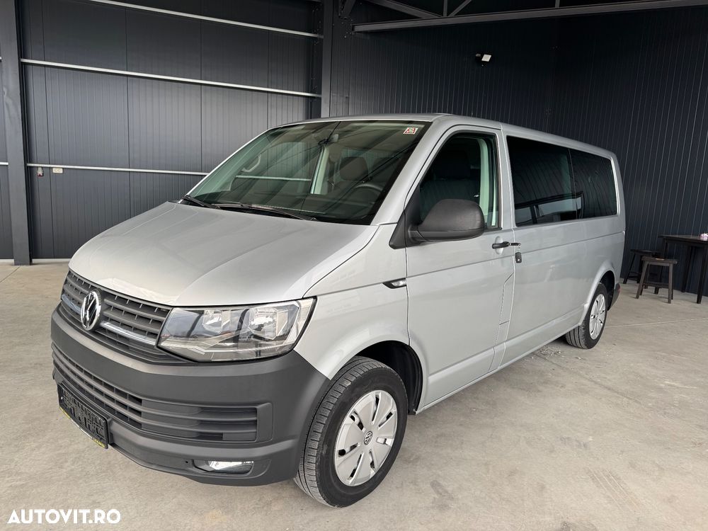 Volkswagen Caravelle - 1