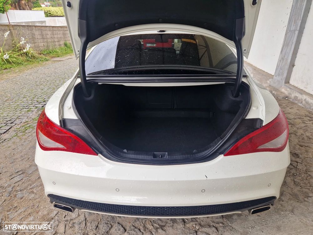 Mercedes-Benz CLA 180 Standard - 18