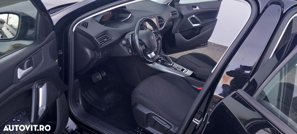 Peugeot 308 BlueHDi 130 EAT8 Stop & Start Active Business-Paket - 4