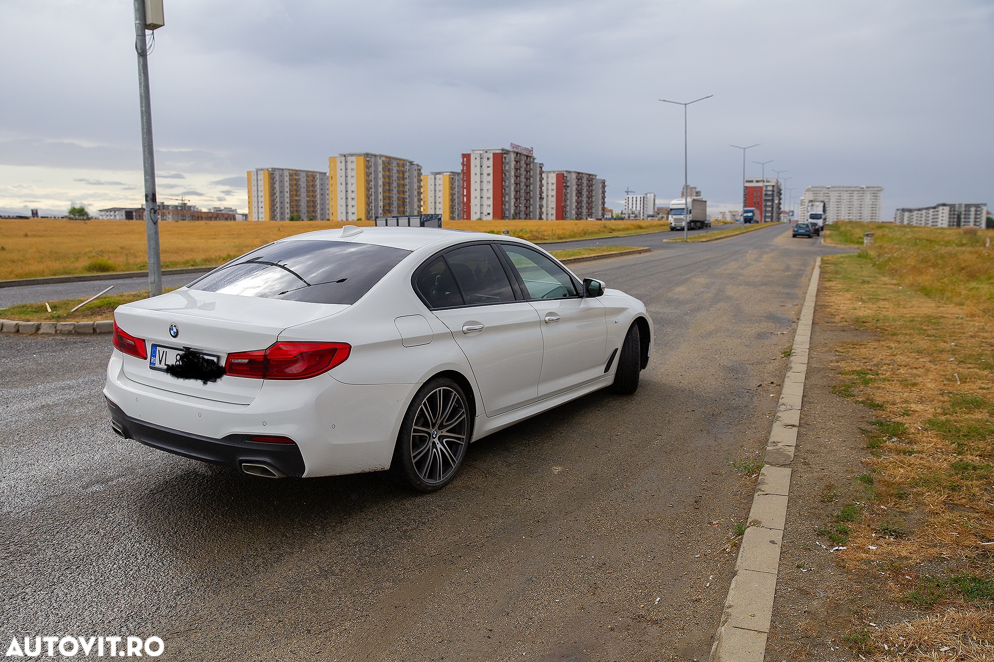 BMW Seria 5 520d xDrive AT - 18