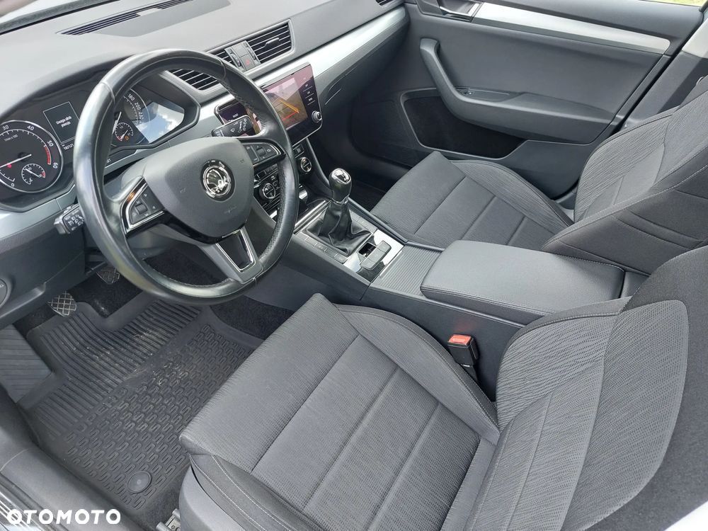 Skoda Superb 2.0 TDI 4x4 Ambition - 5