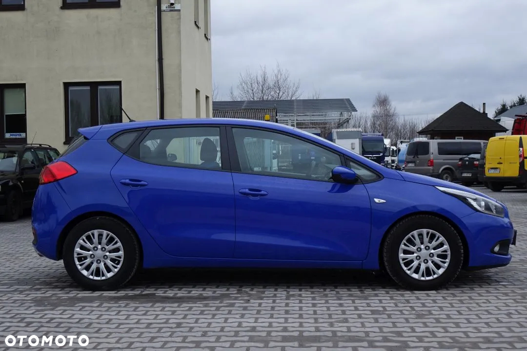 Kia Ceed Cee'd 1.4 CRDi L - 4