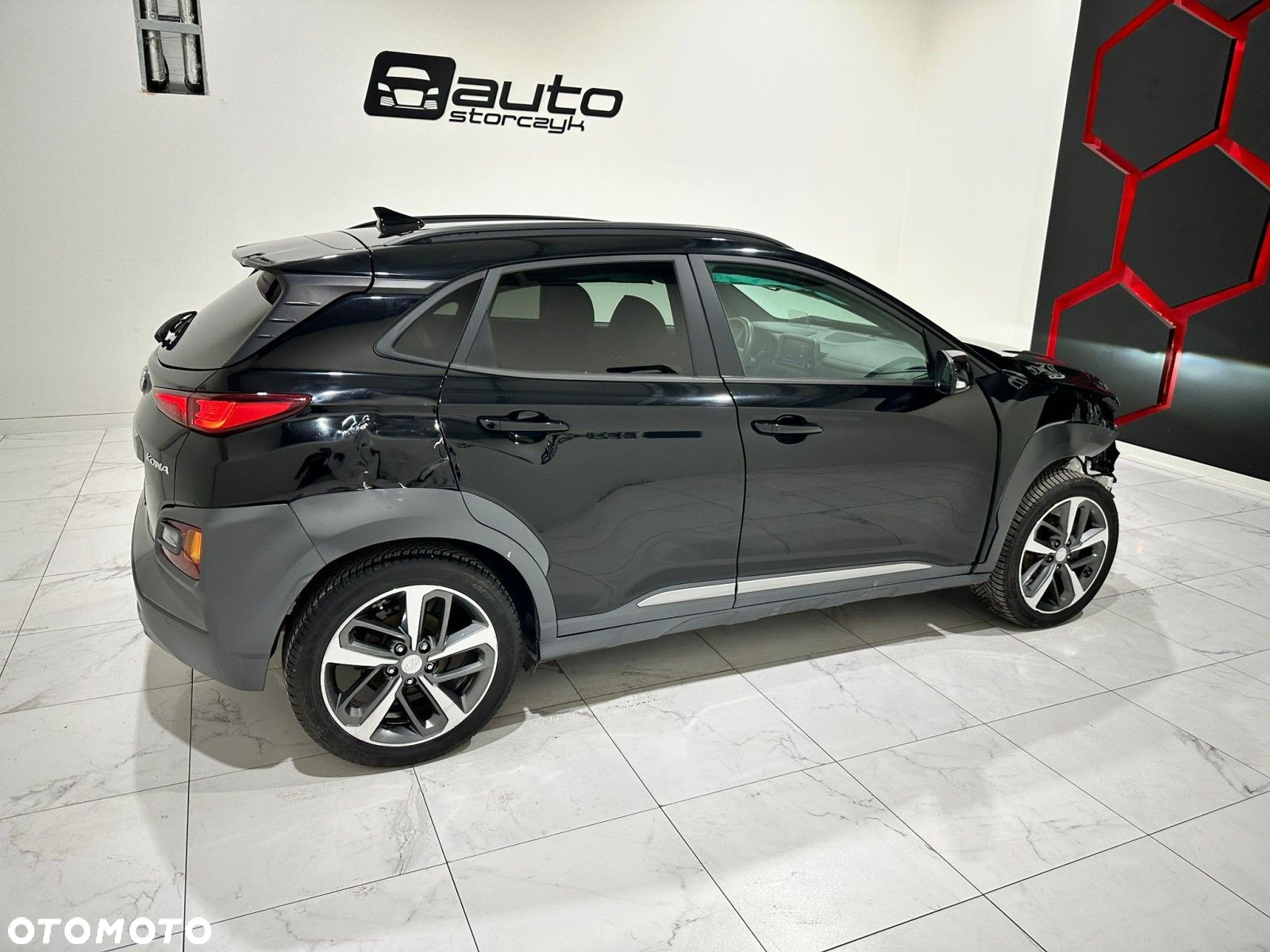 Hyundai Kona - 12