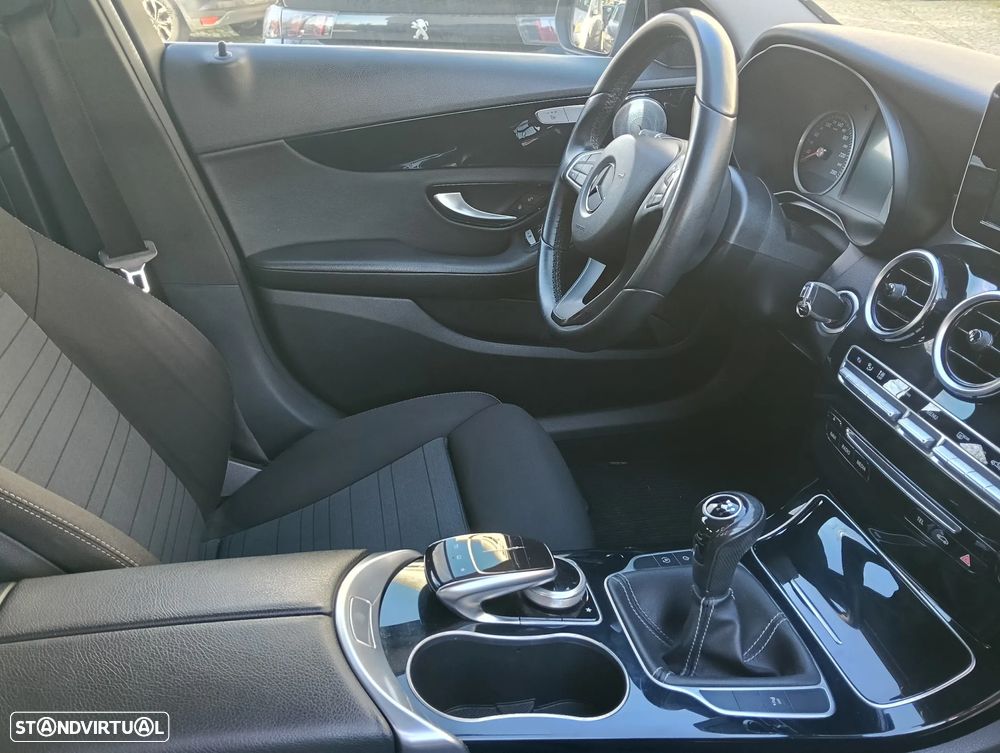 Mercedes-Benz C 200 - 21