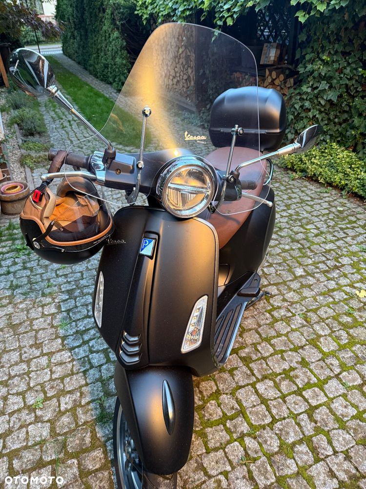 Vespa Primavera - 2