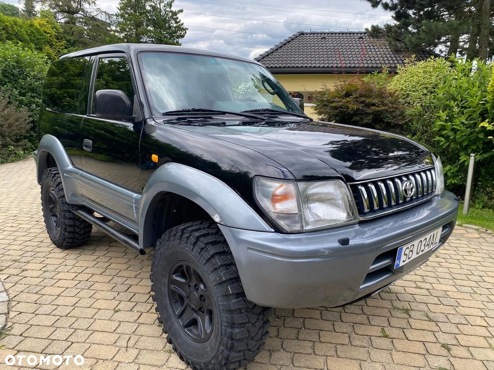 Toyota Land Cruiser - 36