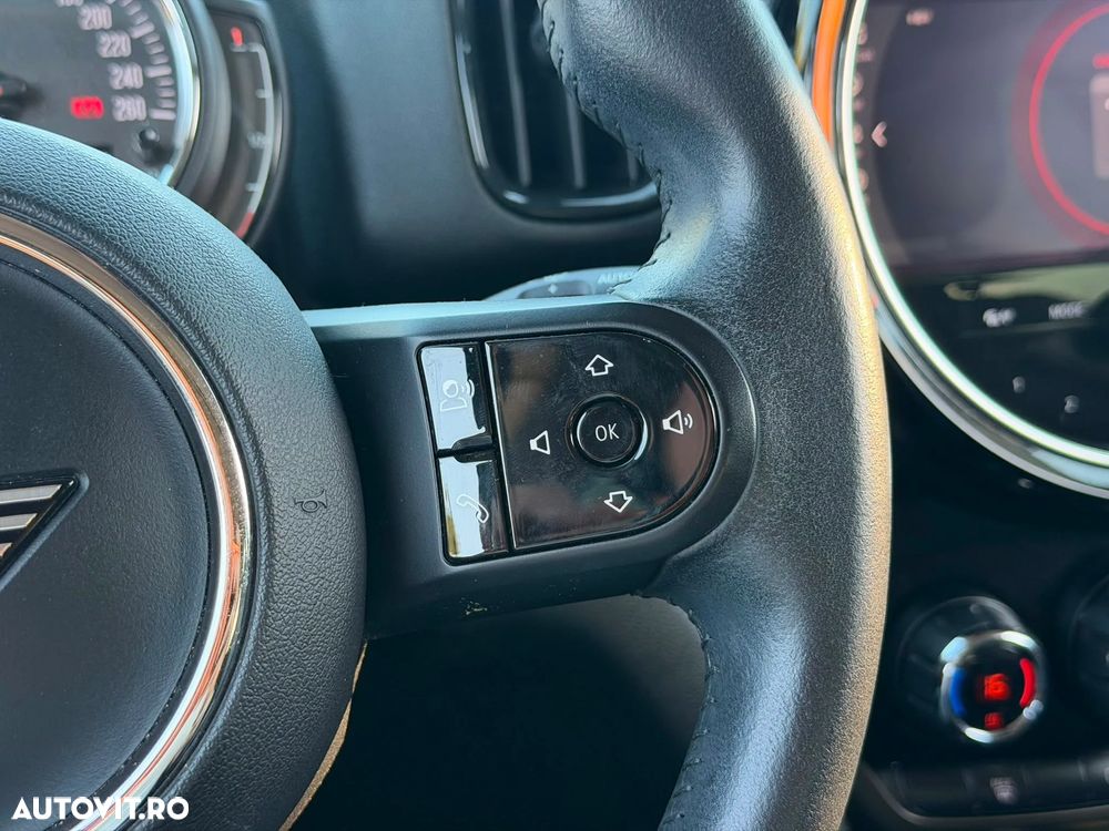 Mini Countryman Cooper SE ALL4 AT - 30