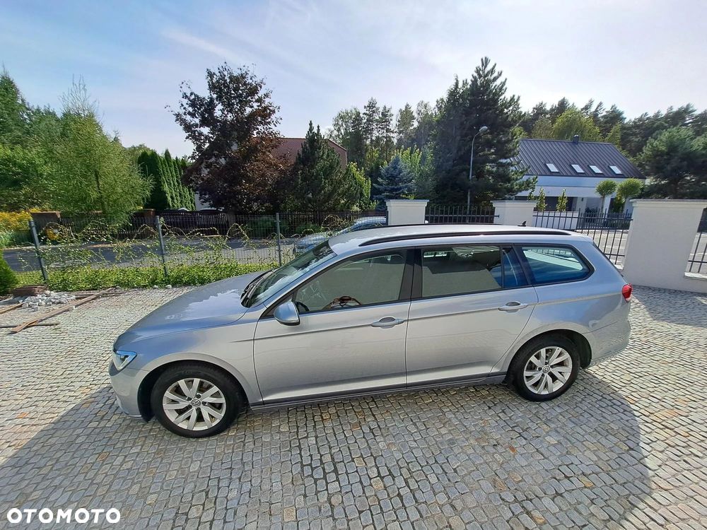 Volkswagen Passat - 3