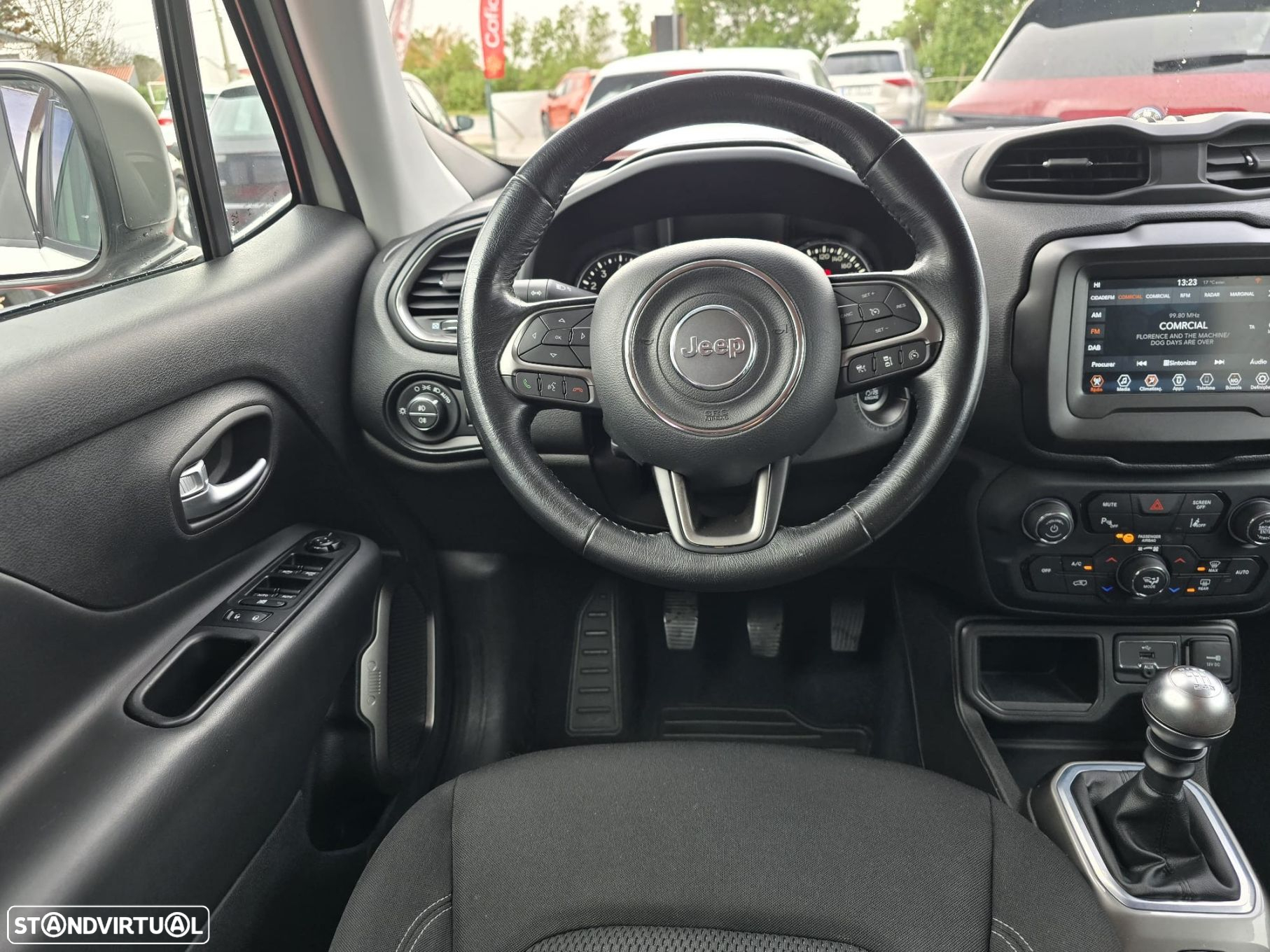 Jeep Renegade 1.0 T Longitude - 9