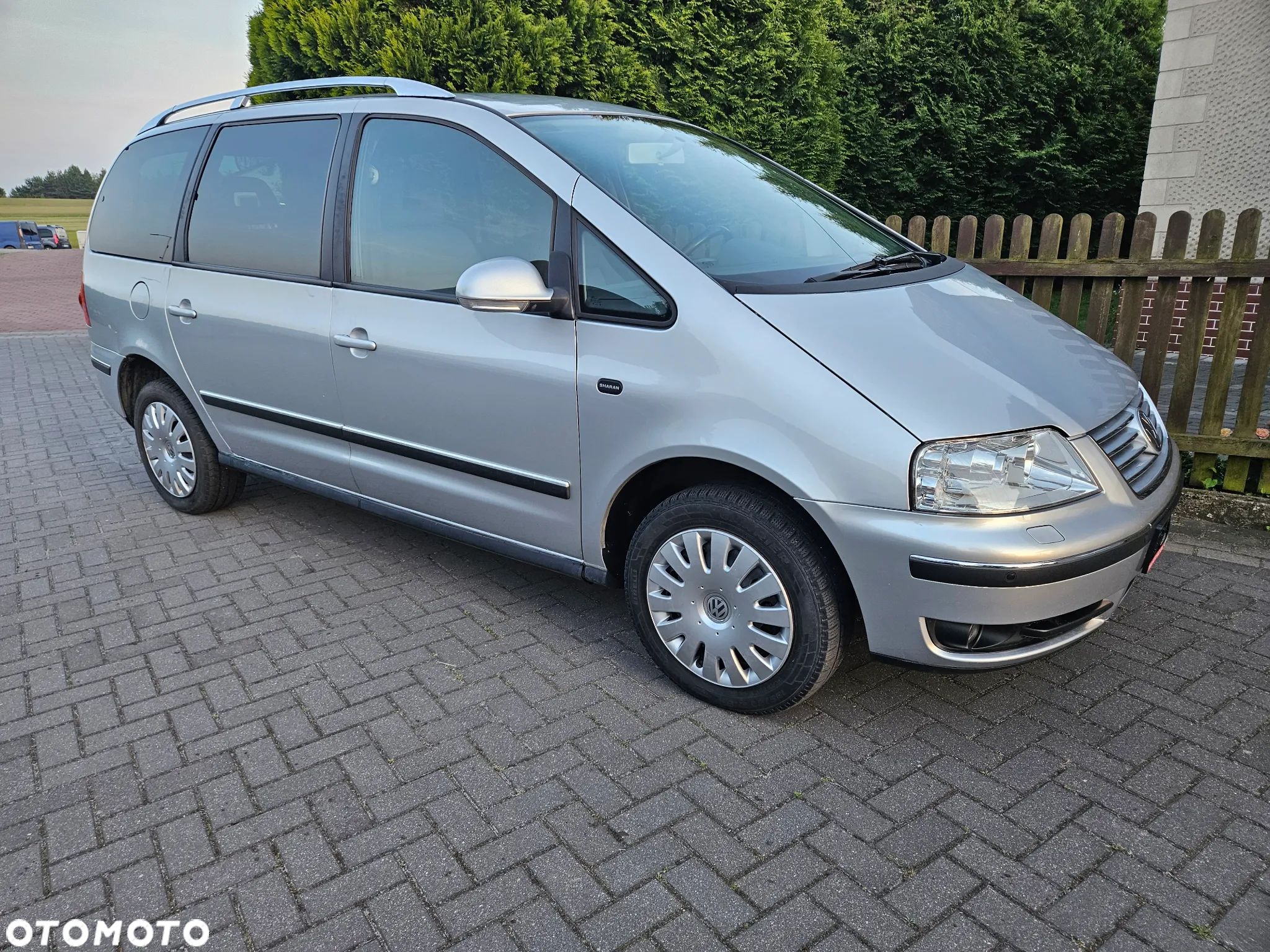 Volkswagen Sharan 1.9 TDI 4Motion Comfortline - 1