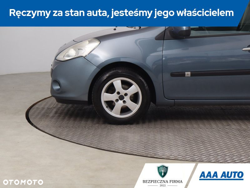 Renault Clio - 16