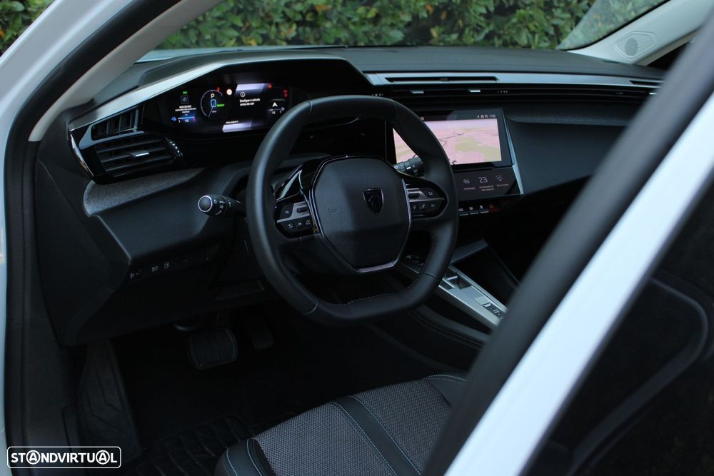 Peugeot 308 1.6 Hybrid Allure Pack e-EAT8 - 17