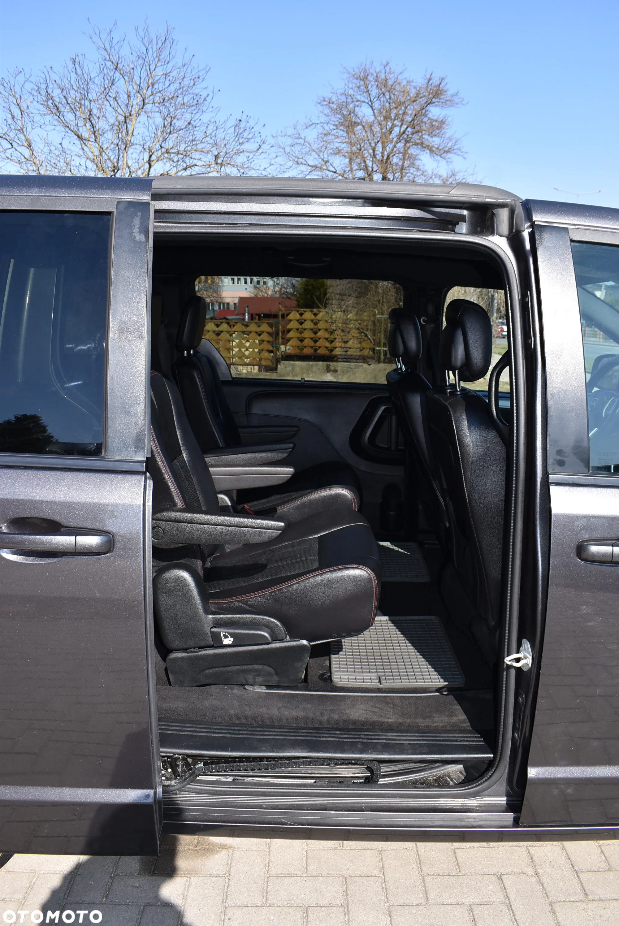 Dodge Grand Caravan 3.6 R/T - 23