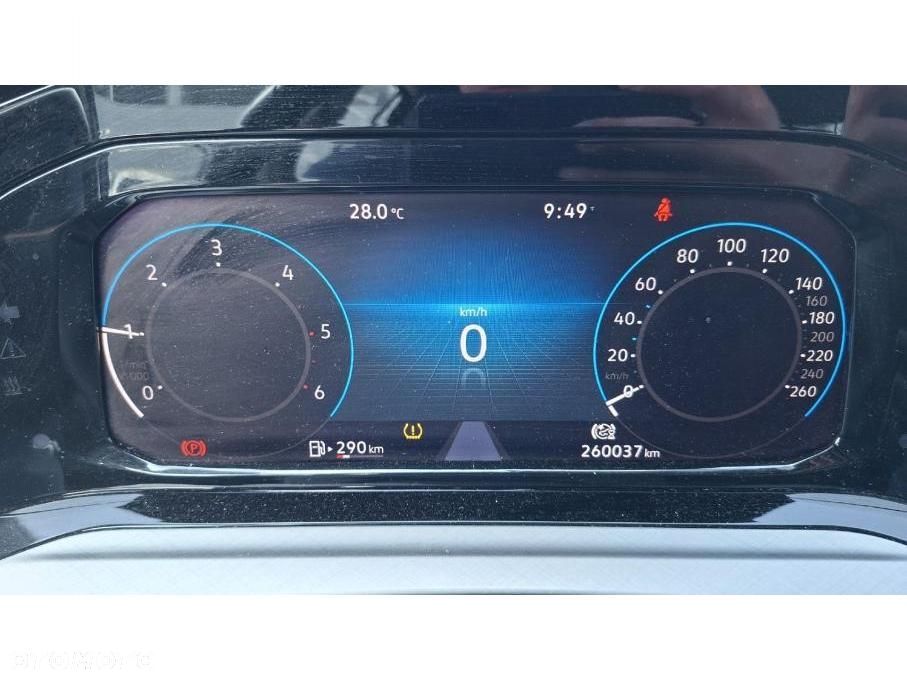 Volkswagen Golf - 16