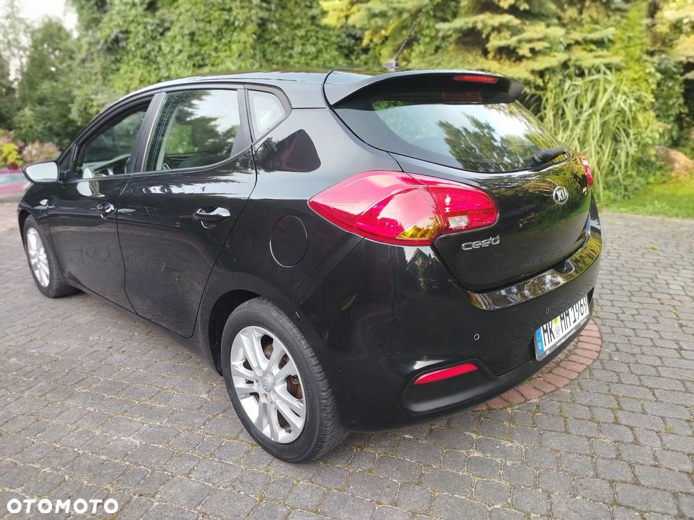 Kia Ceed - 9