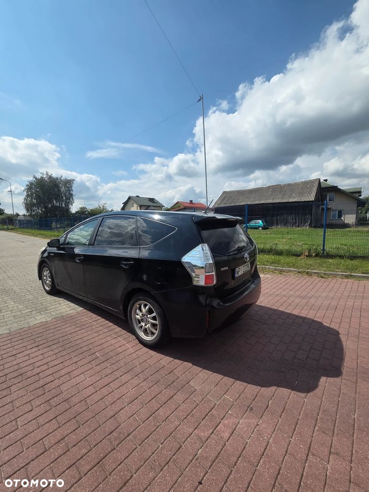 Toyota Prius+ 1.8 HSD Premium - 4