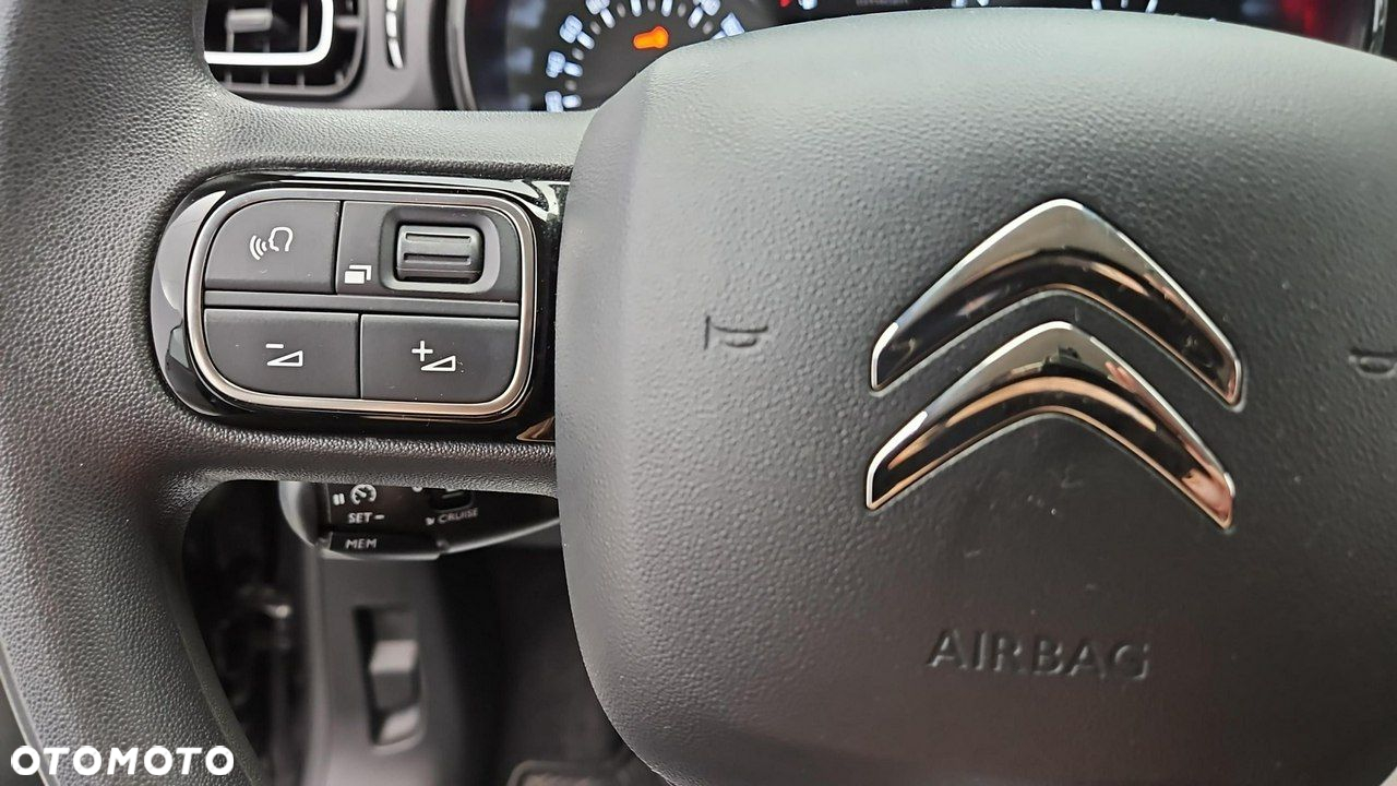 Citroën C3 1.2 PureTech Shine - 16