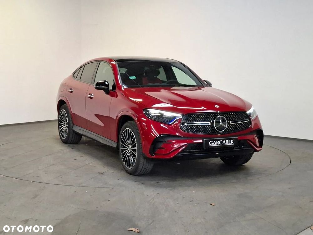 Mercedes-Benz GLC 300 e 4-Matic AMG Line - 10