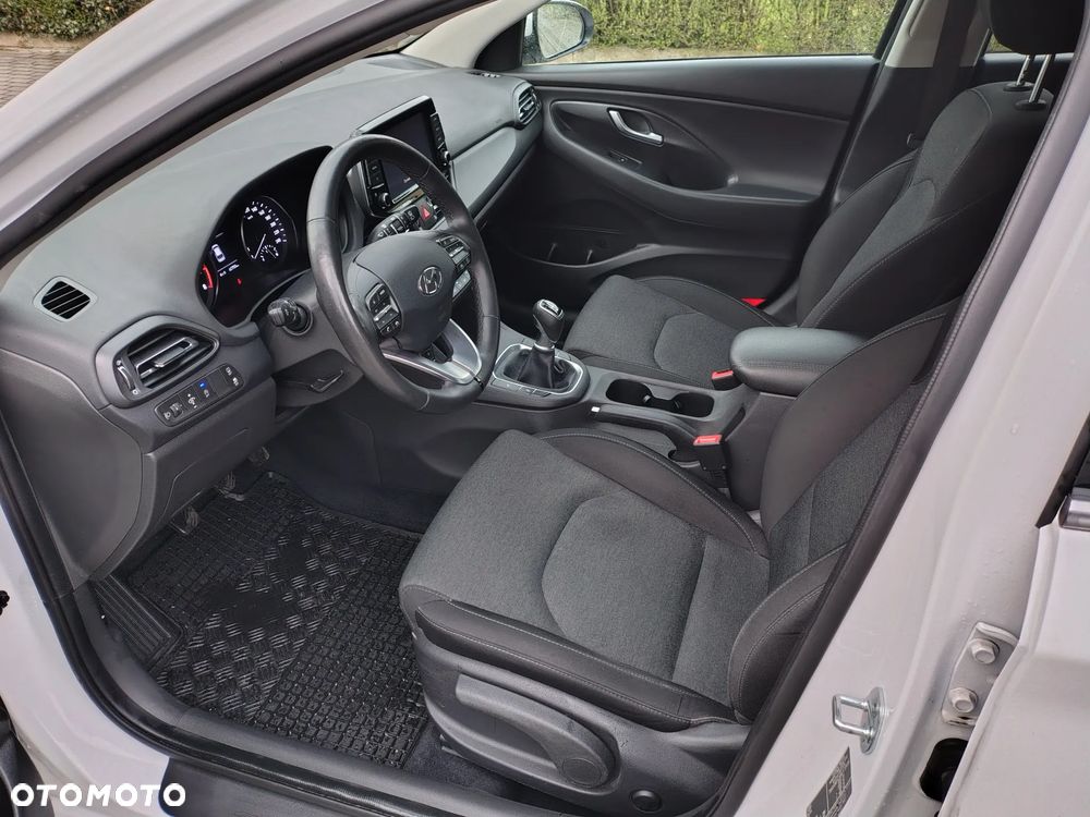 Hyundai i30 - 17