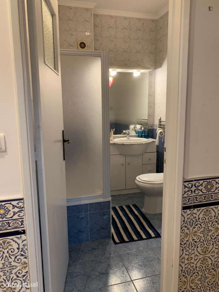 Quarto - localizado em Lisbon - Grande imagem: 3/7