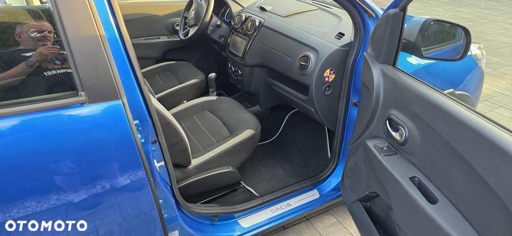 Dacia Lodgy TCe 115 Stepway - 9