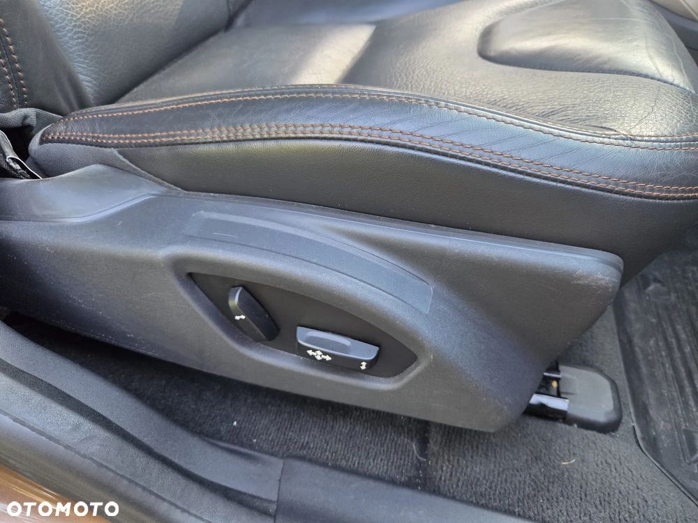 Volvo XC 60 D5 AWD Summum - 16
