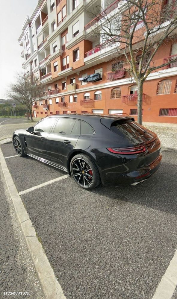 Porsche Panamera Sport Turismo Turbo - 2