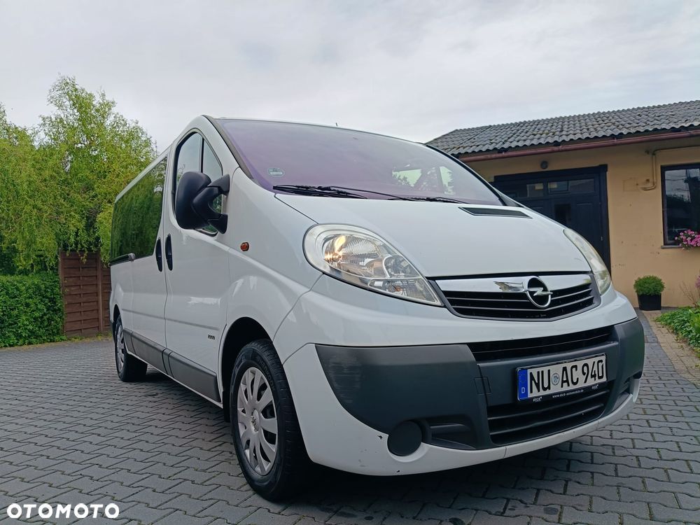 Opel Vivaro - 2