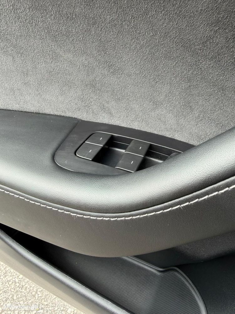 Tesla Model 3 Long Range Tração Integral Premium - 18