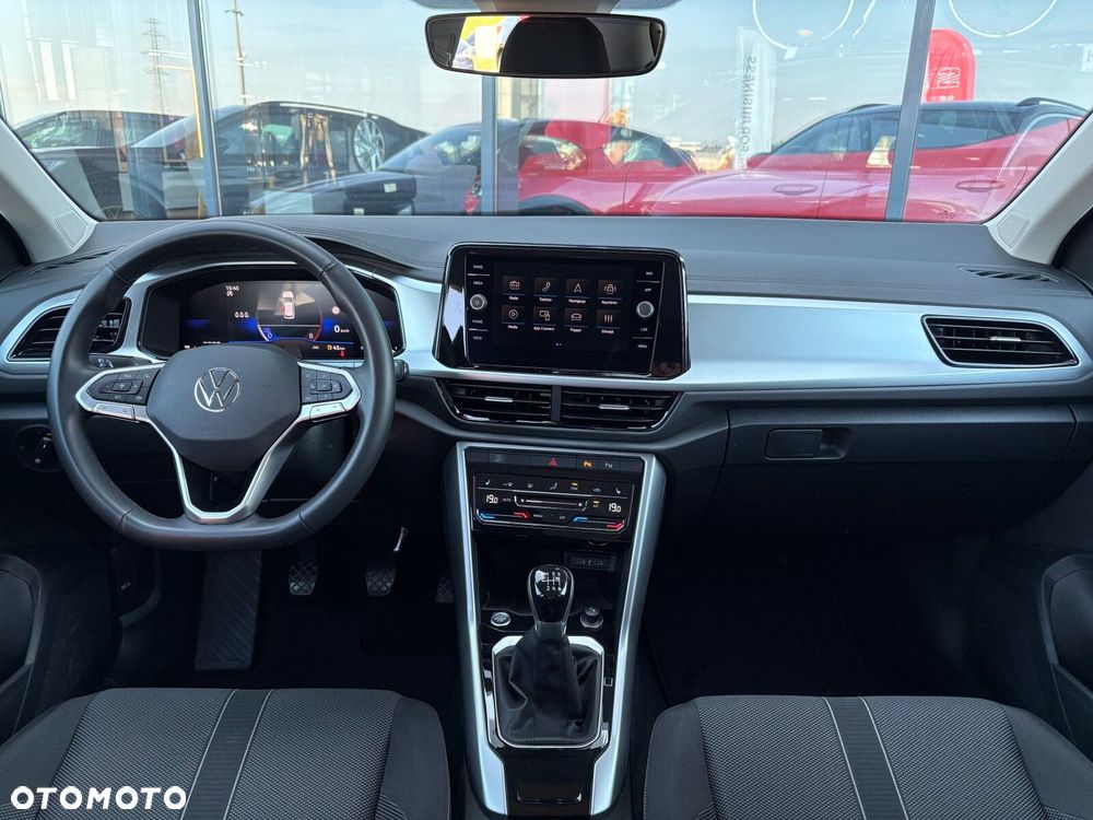 Volkswagen T-Roc - 10