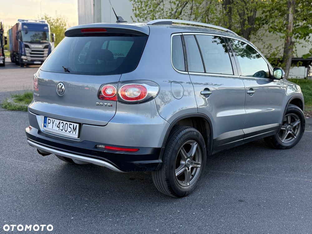 Volkswagen Tiguan 2.0 TSI 4Motion Track & Field - 8