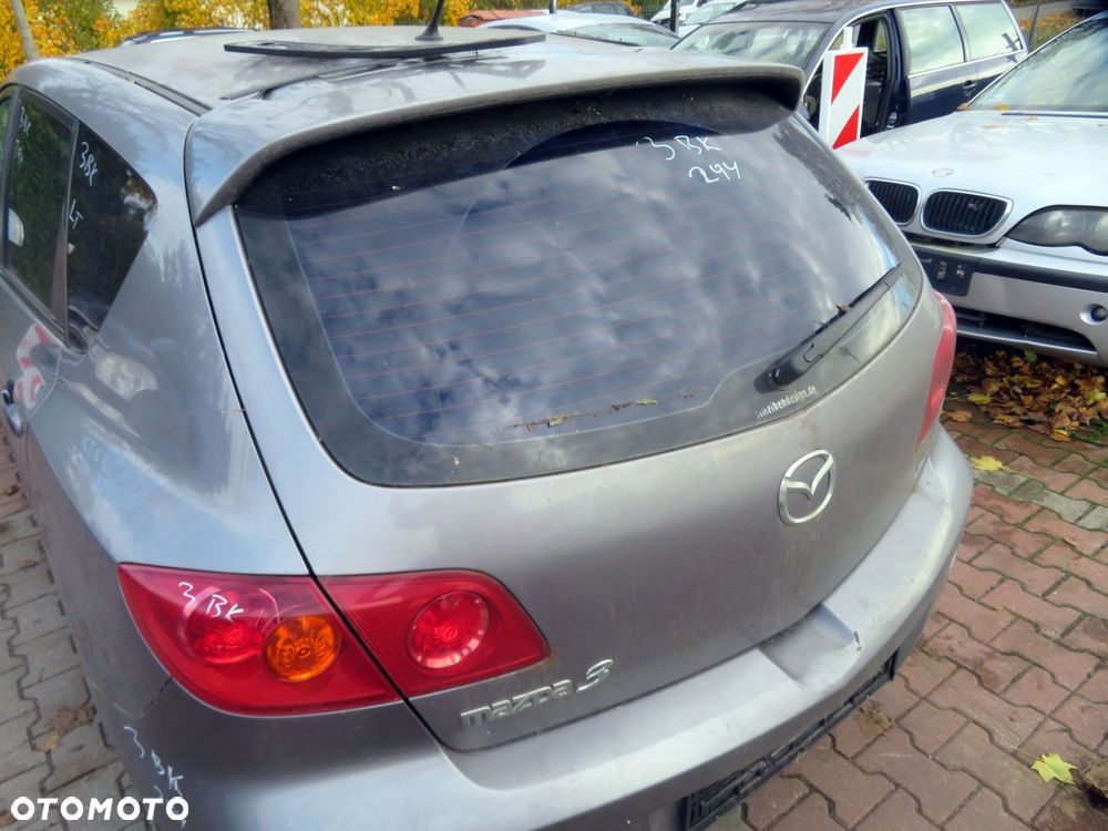 KLAPA BAGAŻNIKA TYLNA 3 I BK 5D HB 29Y  SZARY MAZDA 2003-2006 - 2
