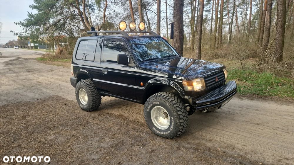 Mitsubishi Pajero 2.5 TD GL - 11