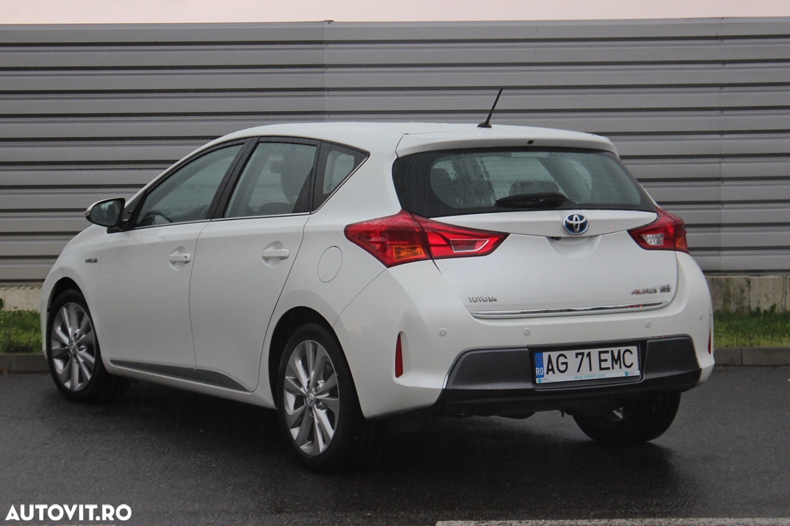 Toyota Auris 1.8 Hybrid Executive - 4