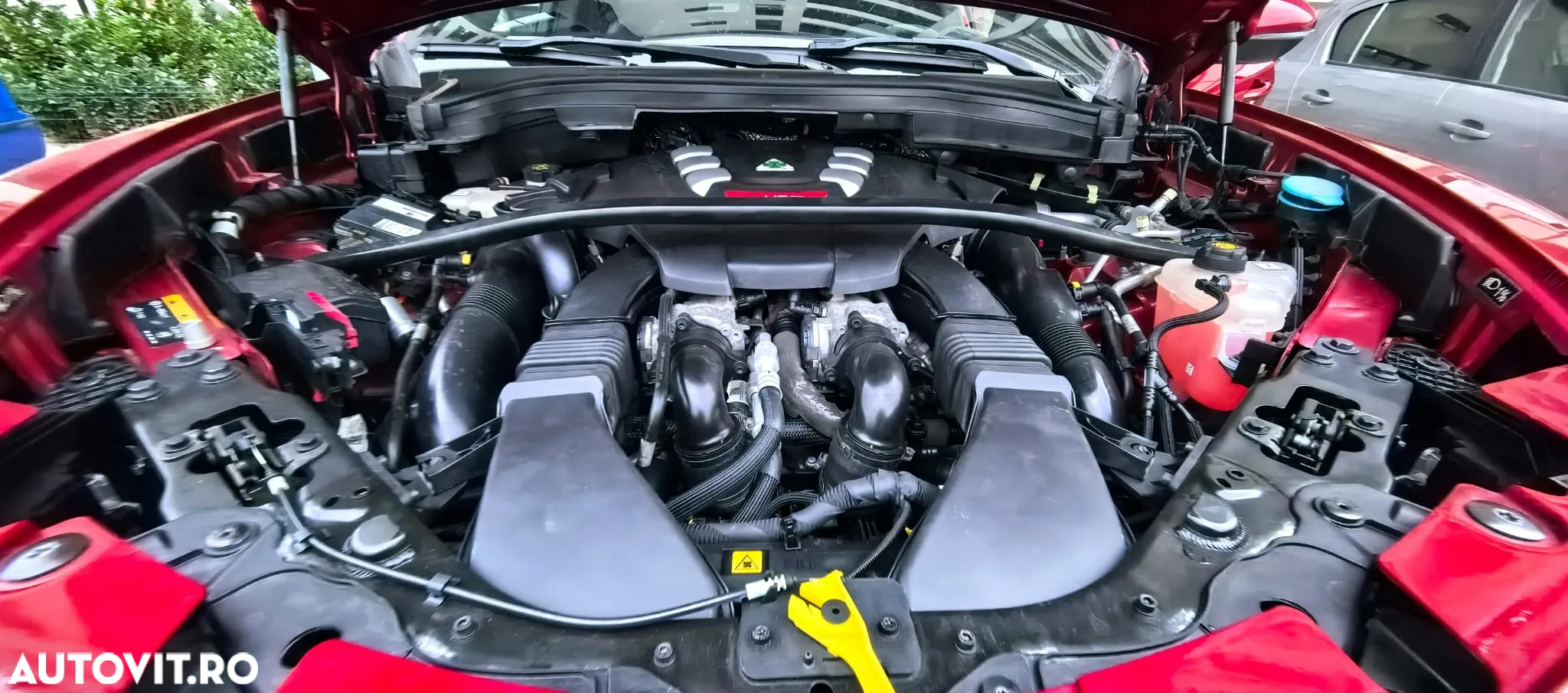 Alfa Romeo Stelvio V6 2.9 Bi-Turbo AT8-Q4 Quadrifoglio - 13