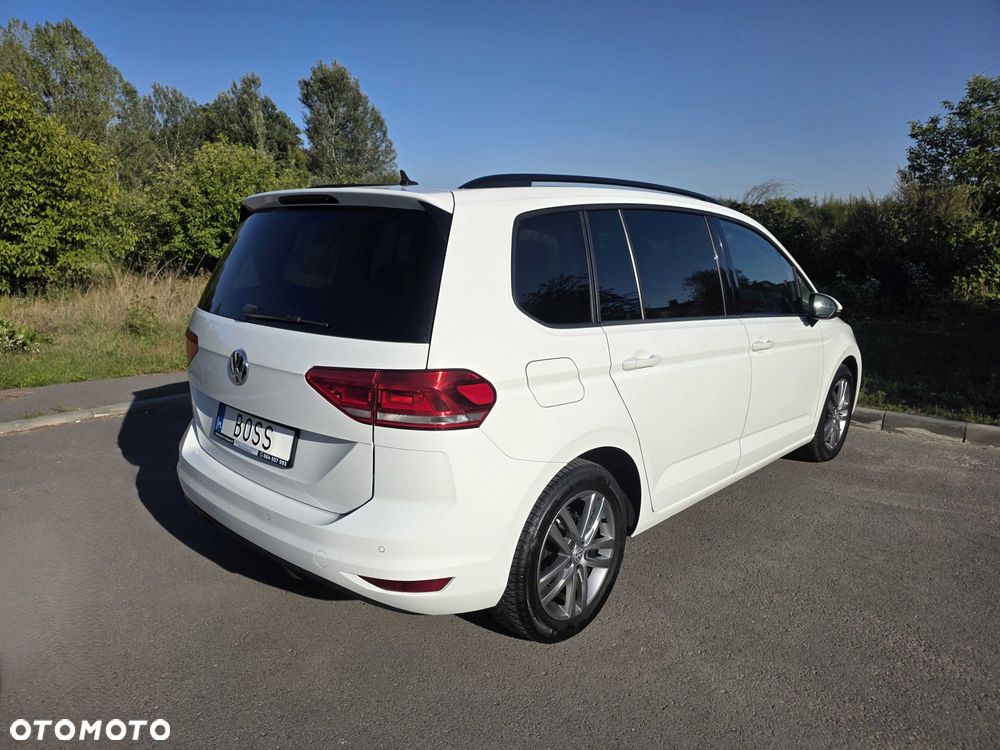 Volkswagen Touran 2018 photo 4