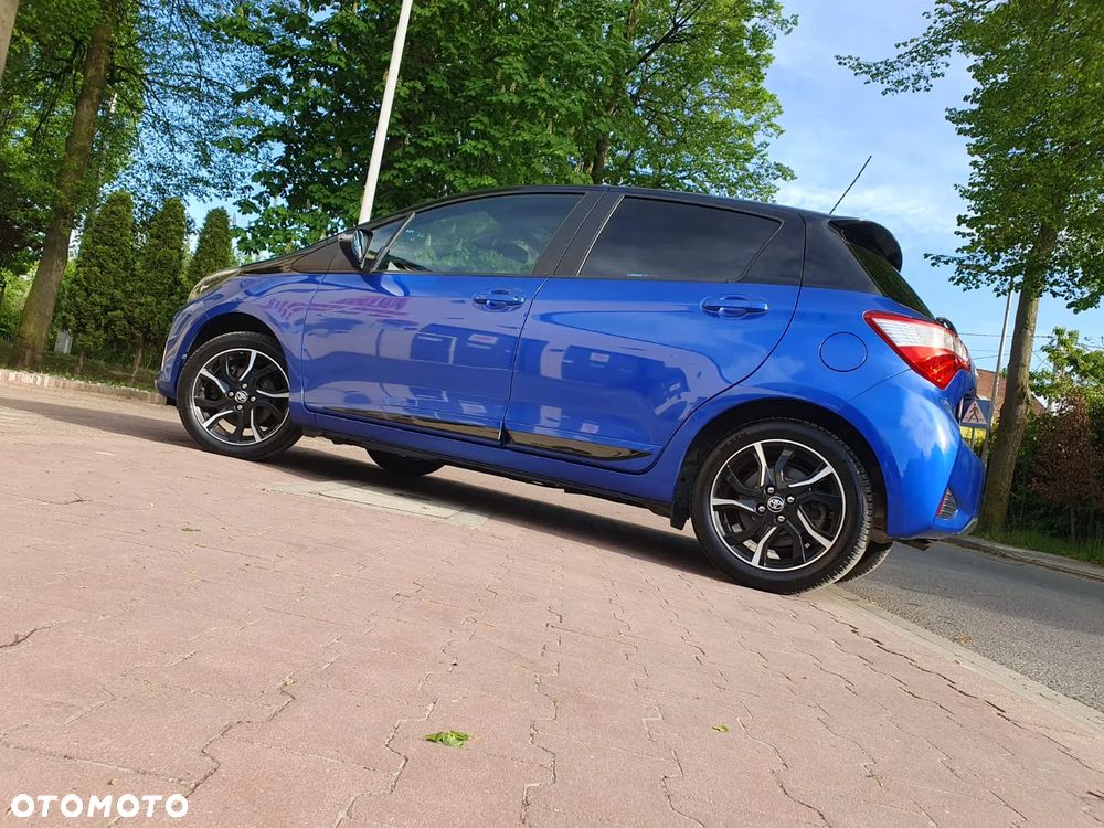 Toyota Yaris 1.5 Premium - 35