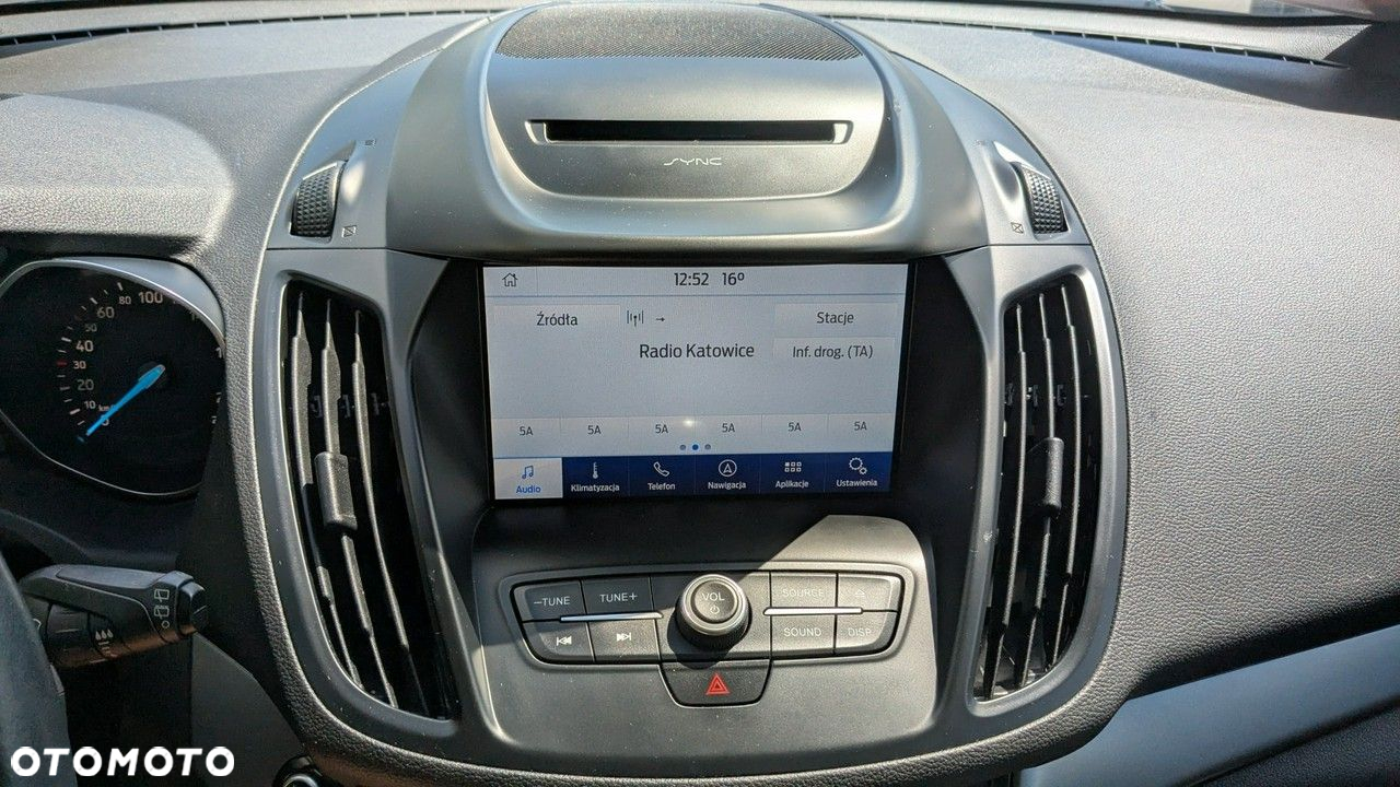 Ford Kuga - 25