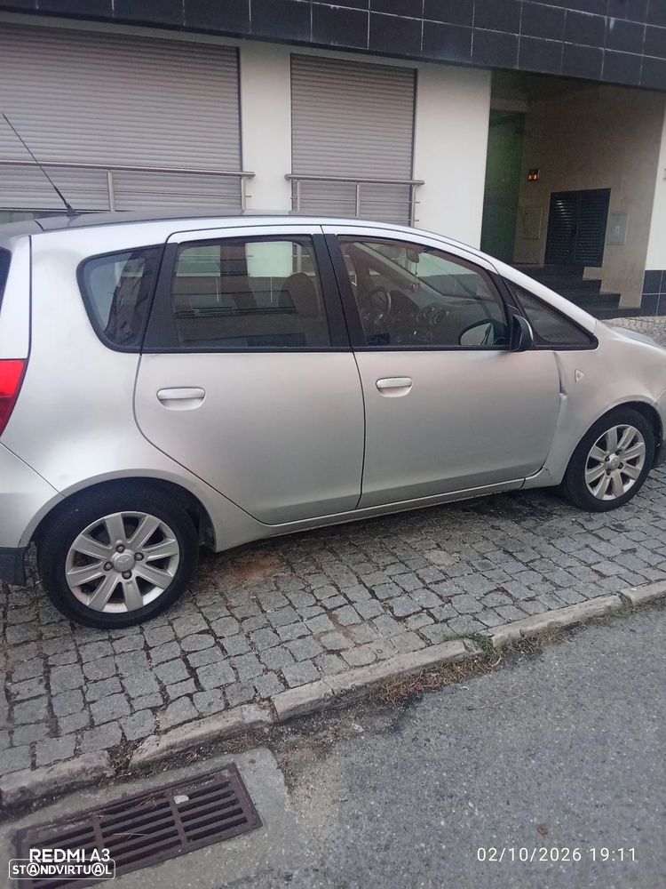 Mitsubishi Colt - 6