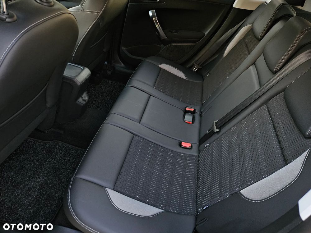 Peugeot 2008 120 VTI Allure - 25